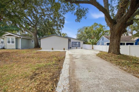 Villa ou maison à vendre à Tampa, Floride: 3 chambres, 151.24 m2 № 2148076 - photo 3