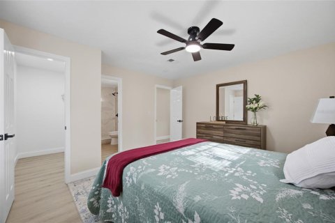 Villa ou maison à vendre à Tampa, Floride: 3 chambres, 151.24 m2 № 2148076 - photo 18