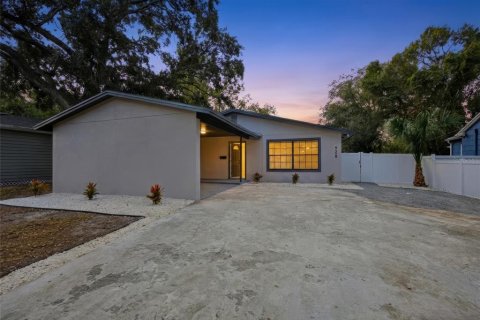 Villa ou maison à vendre à Tampa, Floride: 3 chambres, 151.24 m2 № 2148076 - photo 5