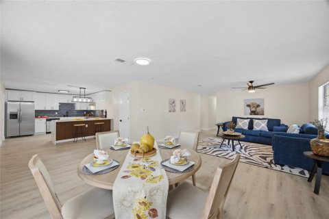 Villa ou maison à vendre à Tampa, Floride: 3 chambres, 151.24 m2 № 2148076 - photo 9