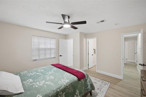 Villa ou maison à vendre à Tampa, Floride: 3 chambres, 151.24 m2 № 2148076 - photo 17