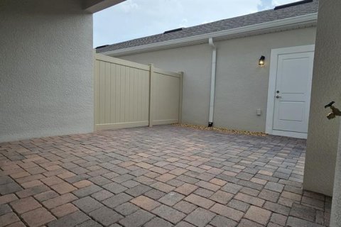 Townhouse in Winter Garden, Florida 3 bedrooms, 181.62 sq.m. № 2219118 - photo 22