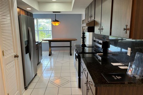 House in Punta Gorda, Florida 2 bedrooms, 121.33 sq.m. № 2429148 - photo 6