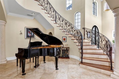 Casa en venta en Orlando, Florida, 5 dormitorios, 703.55 m2 № 1914731 - foto 15