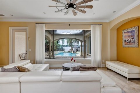 Casa en venta en Orlando, Florida, 5 dormitorios, 703.55 m2 № 1914731 - foto 10