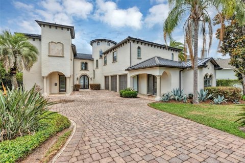 Casa en venta en Orlando, Florida, 5 dormitorios, 703.55 m2 № 1914731 - foto 1