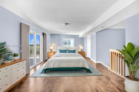 Condo in Miami, Florida, 1 bedroom  № 1994751