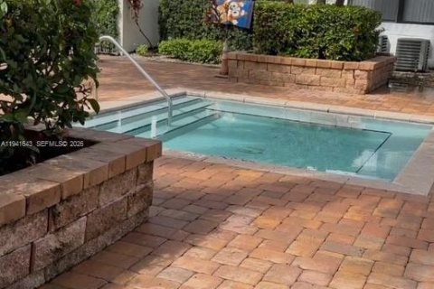 Condominio en alquiler en West Palm Beach, Florida, 2 dormitorios, 69.96 m2 № 1998915 - foto 24