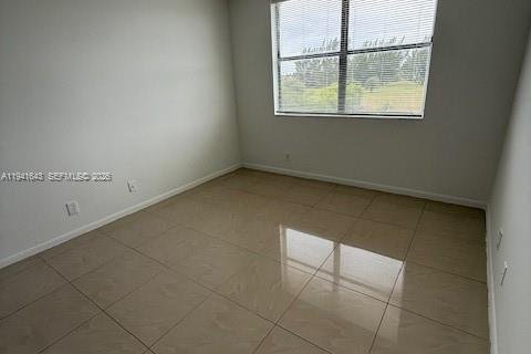 Condominio en alquiler en West Palm Beach, Florida, 2 dormitorios, 69.96 m2 № 1998915 - foto 11