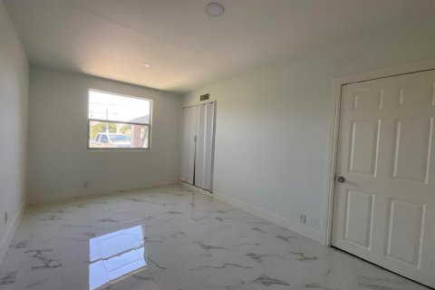 Touwnhouse à louer à West Palm Beach, Floride: 1 chambre, 65.03 m2 № 2390186 - photo 3
