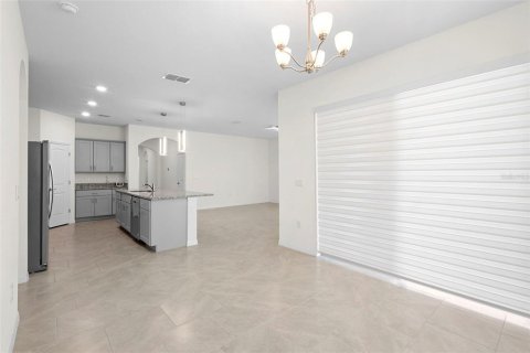 House in Kissimmee, Florida 4 bedrooms, 199 sq.m. № 1899796 - photo 23