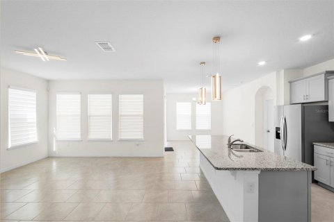 House in Kissimmee, Florida 4 bedrooms, 199 sq.m. № 1899796 - photo 20