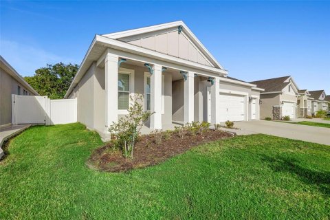 House in Kissimmee, Florida 4 bedrooms, 199 sq.m. № 1899796 - photo 7