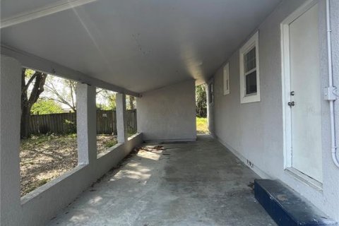 House in Clermont, Florida 2 bedrooms, 75.81 sq.m. № 1717318 - photo 9