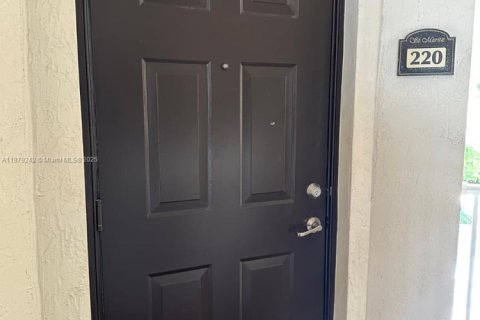 Купить кондоминиум в Дорал, Флорида 3 спальни, 118.91м2, № 2015500 - фото 4