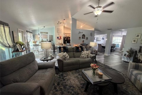 Casa en venta en Winter Haven, Florida, 3 dormitorios, 189.06 m2 № 2223037 - foto 29