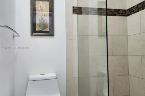 Townhouse in Miami, Florida 3 bedrooms, 130.06 sq.m. № 2074905 - photo 21