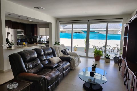 Townhouse in Miami, Florida 3 bedrooms, 130.06 sq.m. № 2074905 - photo 9