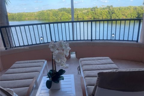 Copropriété à louer à Coral Gables, Floride: 4 chambres, 379.97 m2 № 1978974 - photo 2