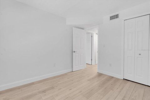 Copropriété à louer à Saint Pete Beach, Floride: 2 chambres, 76.83 m2 № 2431683 - photo 19