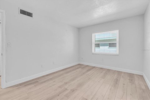 Copropriété à louer à Saint Pete Beach, Floride: 2 chambres, 76.83 m2 № 2431683 - photo 20
