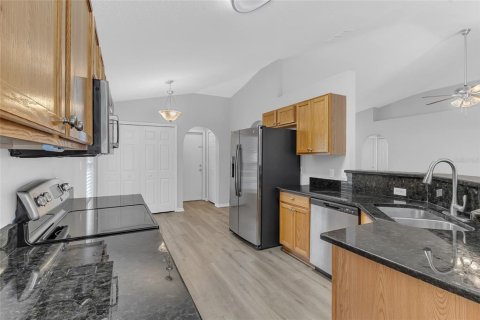 Villa ou maison à vendre à Apopka, Floride: 3 chambres, 151.52 m2 № 2408935 - photo 14