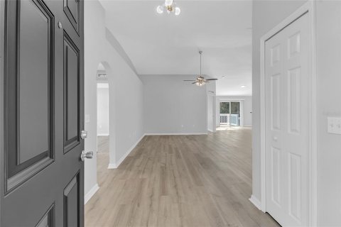 Villa ou maison à vendre à Apopka, Floride: 3 chambres, 151.52 m2 № 2408935 - photo 6
