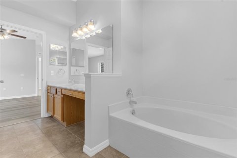 Villa ou maison à vendre à Apopka, Floride: 3 chambres, 151.52 m2 № 2408935 - photo 29