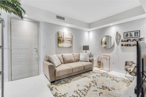 Condominio en venta en Bal Harbour, Florida, 4 dormitorios, 235.97 m2 № 2000711 - foto 25