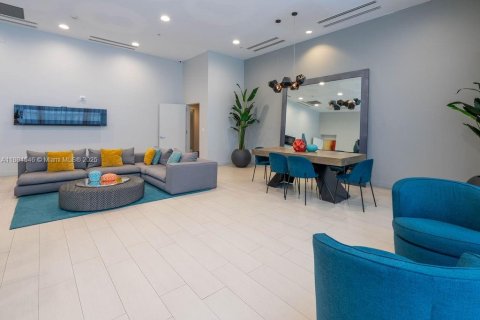 Condo in Miami, Florida, 2 bedrooms  № 1864140 - photo 24