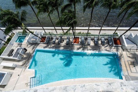 Condo in Miami, Florida, 2 bedrooms  № 1864140 - photo 19