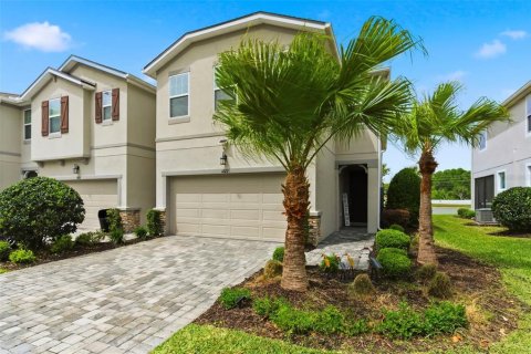 Townhouse in VOLANTI in Lutz, Florida 3 bedrooms, 207.17 sq.m. № 2151079 - photo 6