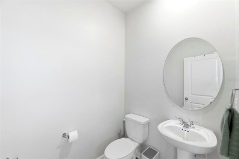 Townhouse in VOLANTI in Lutz, Florida 3 bedrooms, 207.17 sq.m. № 2151079 - photo 22