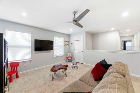 Townhouse in VOLANTI in Lutz, Florida 3 bedrooms, 207.17 sq.m. № 2151079 - photo 24