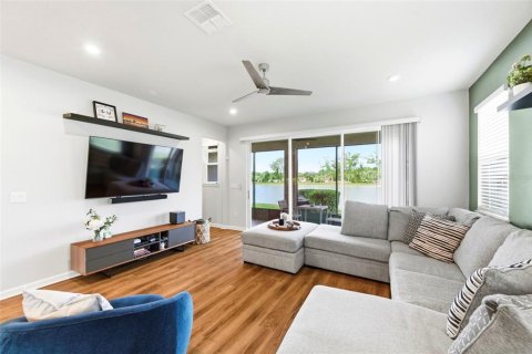 Townhouse in VOLANTI in Lutz, Florida 3 bedrooms, 207.17 sq.m. № 2151079 - photo 15