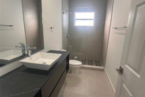 Casa en venta en Fort Lauderdale, Florida, 3 dormitorios, 148.64 m2 № 2015345 - foto 8