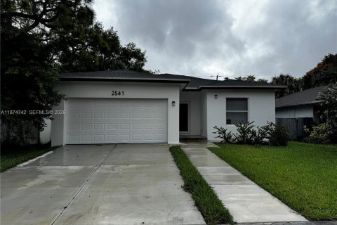 Casa en venta en Fort Lauderdale, Florida, 3 dormitorios, 148.64 m2 № 2015345 - foto 16