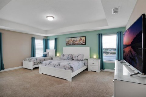 House in Davenport, Florida 5 bedrooms, 316.05 sq.m. № 1908982 - photo 15