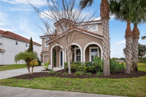 House in Davenport, Florida 5 bedrooms, 316.05 sq.m. № 1908982 - photo 3