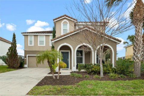 House in Davenport, Florida 5 bedrooms, 316.05 sq.m. № 1908982 - photo 2