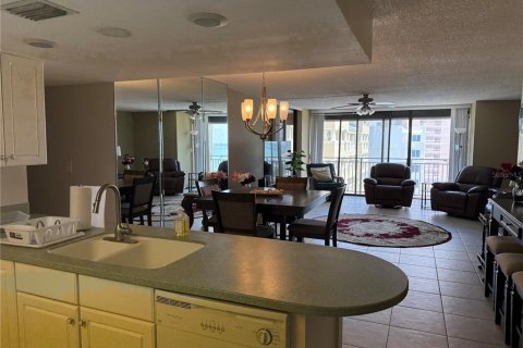 Снять в аренду кондоминиум в Клируотер, Флорида 4 комнаты, 126.72м2, № 1751641 - фото 7
