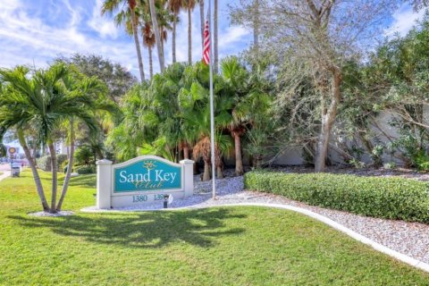 Снять в аренду кондоминиум в Клируотер, Флорида 4 комнаты, 126.72м2, № 1751641 - фото 2