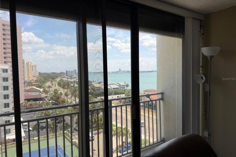 Снять в аренду кондоминиум в Клируотер, Флорида 4 комнаты, 126.72м2, № 1751641 - фото 12