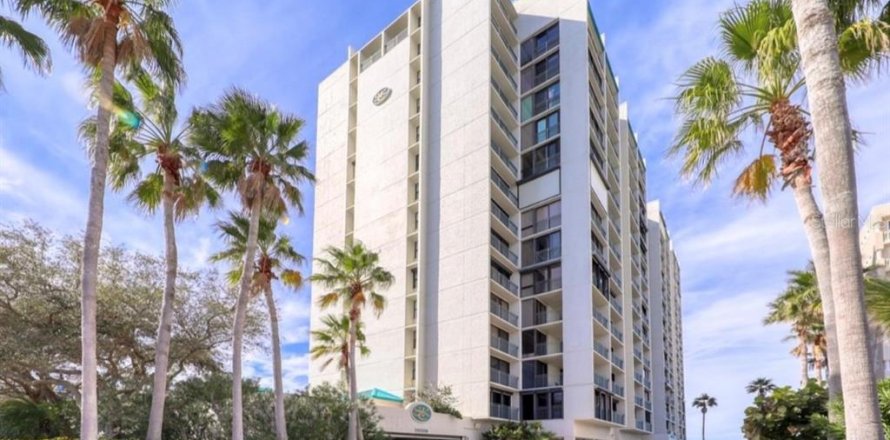 Condominio en Clearwater, Florida, 2 dormitorios № 1751641