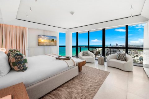 Condo in Miami Beach, Florida, 4 bedrooms  № 2022973 - photo 6
