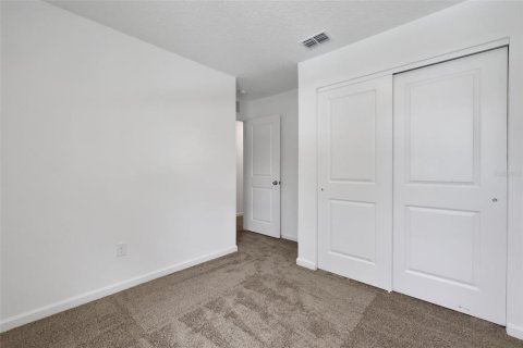 Townhouse in Jacksonville, Florida 4 bedrooms, 144.65 sq.m. № 1792851 - photo 18