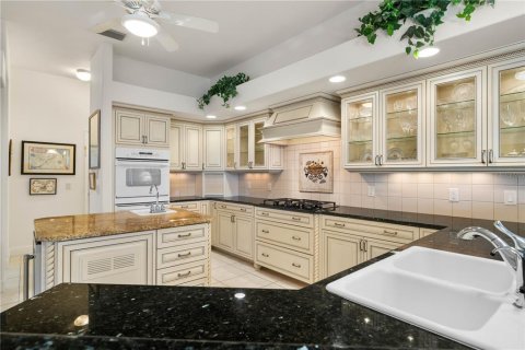 Villa ou maison à vendre à Punta Gorda, Floride: 5 chambres, 365.66 m2 № 2403380 - photo 23
