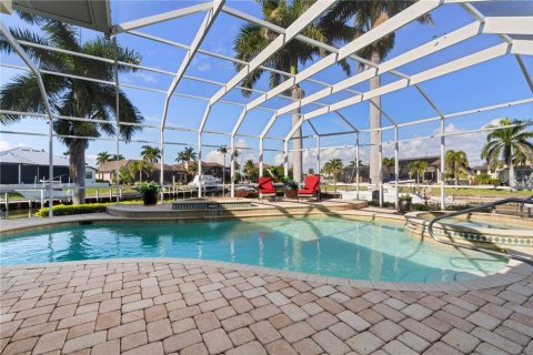 Villa ou maison à vendre à Punta Gorda, Floride: 5 chambres, 365.66 m2 № 2403380 - photo 6