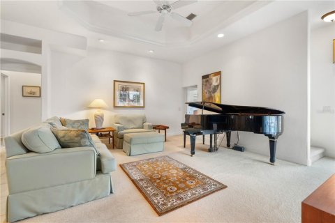 Villa ou maison à vendre à Punta Gorda, Floride: 5 chambres, 365.66 m2 № 2403380 - photo 5