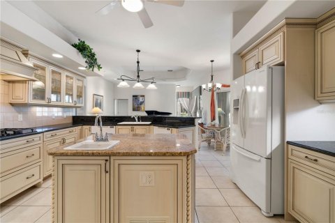 Villa ou maison à vendre à Punta Gorda, Floride: 5 chambres, 365.66 m2 № 2403380 - photo 24